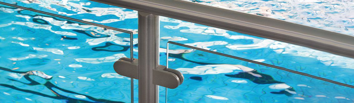 Modular Glass Infill System around a swimming pool
